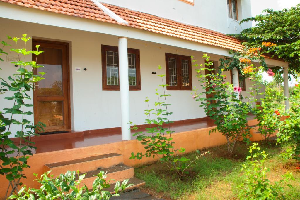 فندق The Mountain Retreat Tiruvannāmalai المظهر الخارجي الصورة